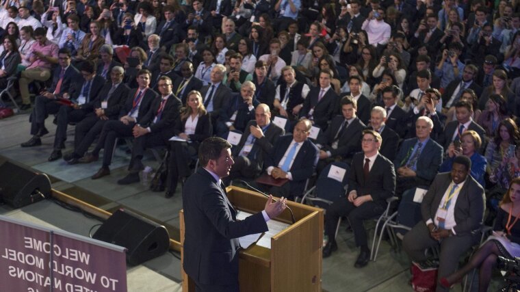 Matteo Renzi speaking at WorldMun 2016